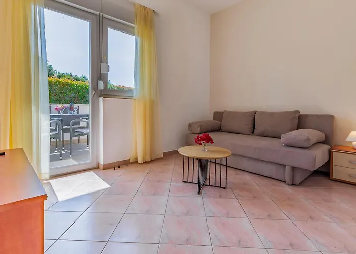 Rok 3 By Interhome * Pula