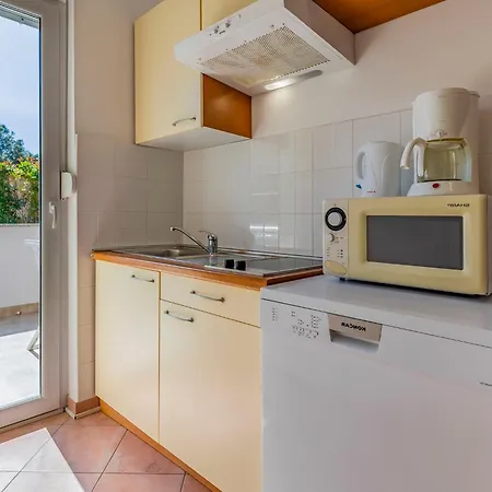 Apartman Rok 3 By Interhome Póla